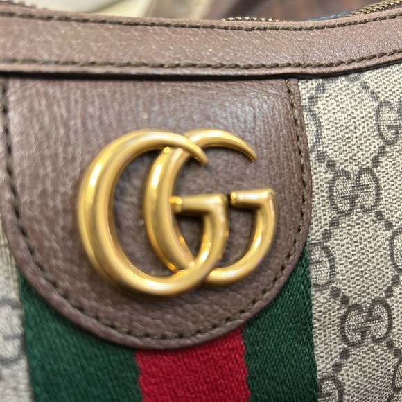 Gucci Beige and Brown Ophidia GG Shoulder Bag with Red and Green Stripe - Picture 2 of 16
